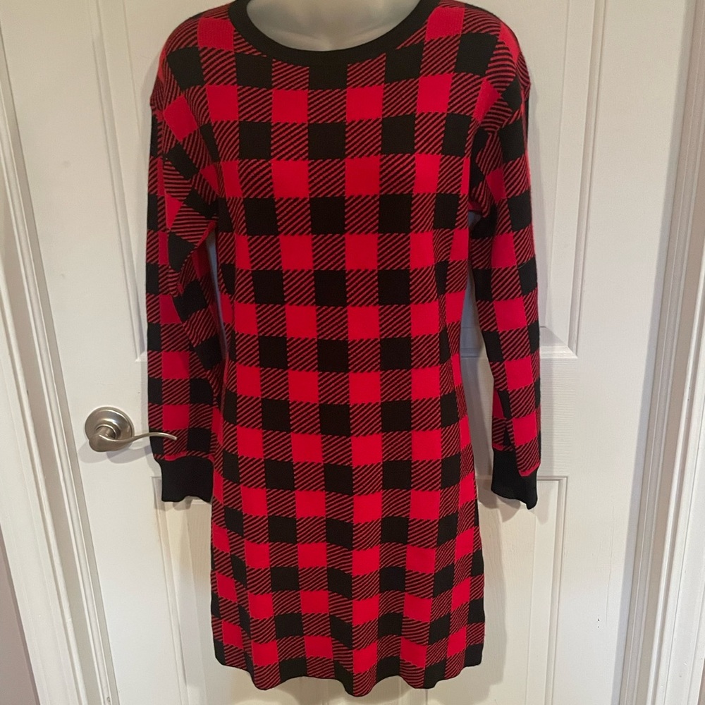 Women’s holiday Sz S red black Plaid Sweater Dress GUC B5